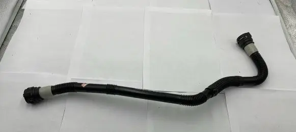 Tesla Model 3 Engine coolant pipe/hose 107760300F