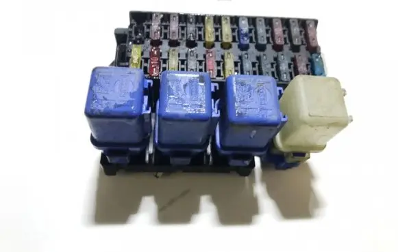 Nissan Prairie Fuse box set