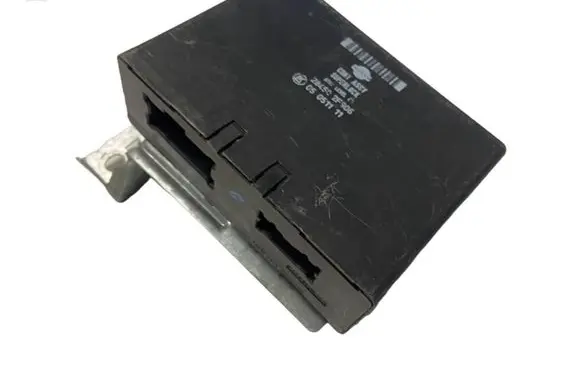 Nissan Primera Other control units/modules 284502F906 05051111