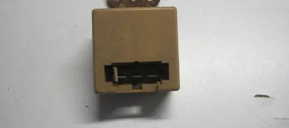 Mitsubishi Pajero Other relay MD369969 0680005280