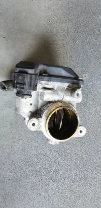Volkswagen Golf VII Throttle valve 04l128063t 1990861