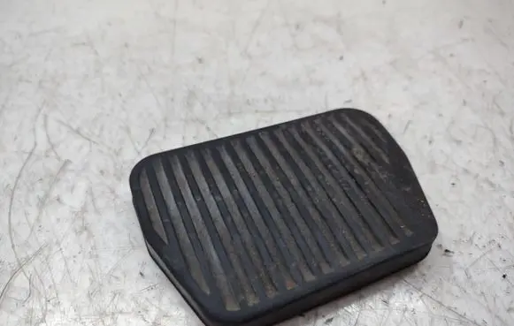 Volvo XC90 Brake pedal 3516078
