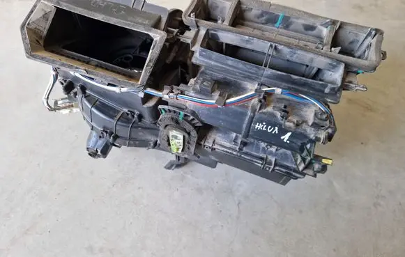 Interior heater climate box assembly