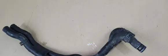 Audi A6 S6 C7 4G Engine coolant pipe/hose 4G0145919J