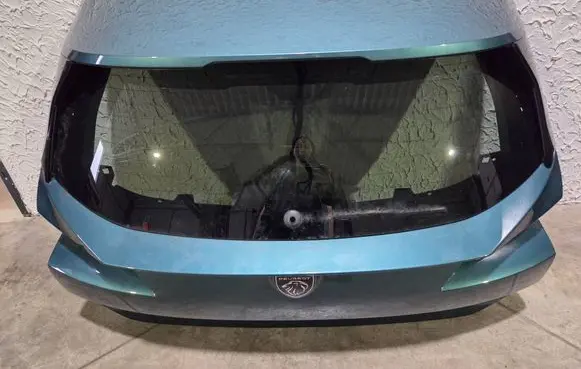 Peugeot 308 Tailgate/trunk/boot lid 
