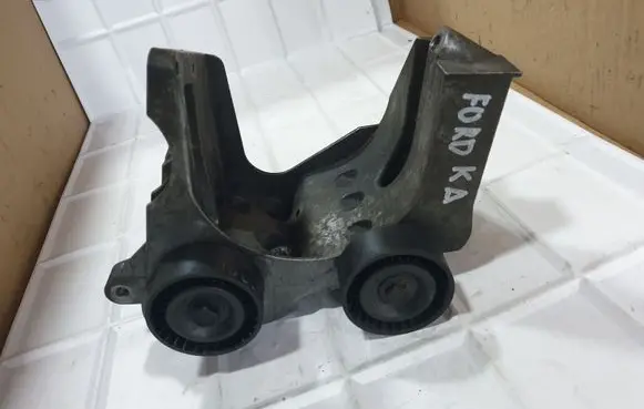 Ford Ka Engine mounting bracket E2333A890190B