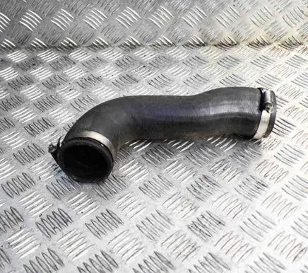 Volkswagen Golf VII Intercooler hose/pipe