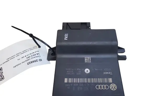 Audi A6 S6 C6 4F Gateway control module 4L0907468B 4L0910468A