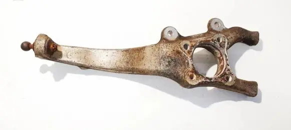 Front wheel hub