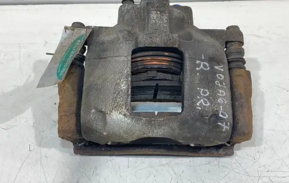 Chrysler Voyager Front brake caliper 16018401