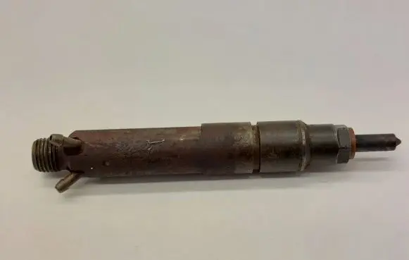 Skoda Fabia Mk1 (6Y) Fuel injector 0432193600