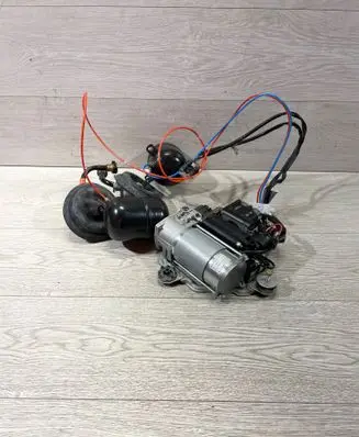 BMW X5 E53 Air suspension compressor/pump 4154031000 6755021 6755022