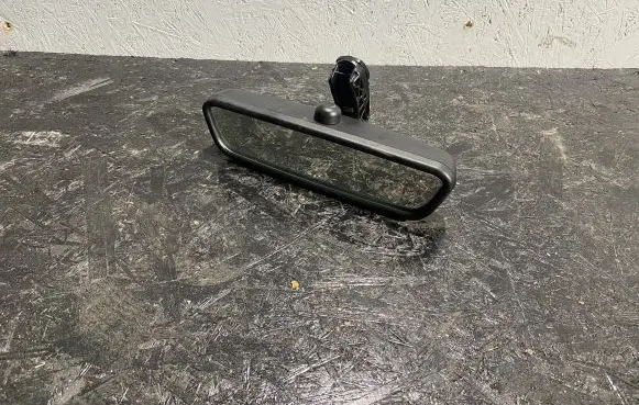 BMW 5 E60 E61 Rear view mirror (interior) 825727504 8257275