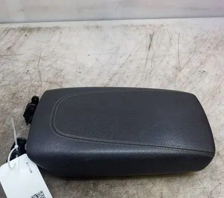 Opel Insignia B Armrest