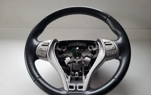 Nissan Qashqai Steering wheel