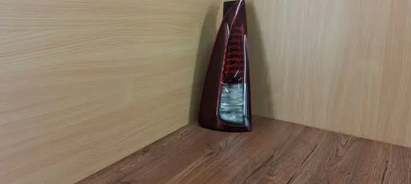 Rear/tail lights