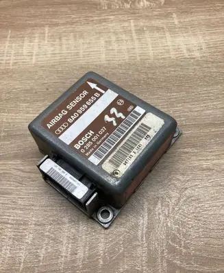 Audi A4 S4 B5 8D Airbag control unit/module 8A0959655B 0285001037