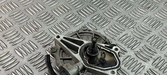 Hyundai i40 Vacuum pump 
