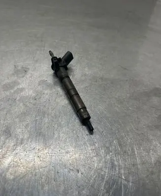 BMW 5 E60 E61 Fuel injector 0986435394 02719