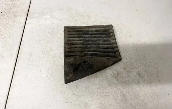 Side speaker trim/cover