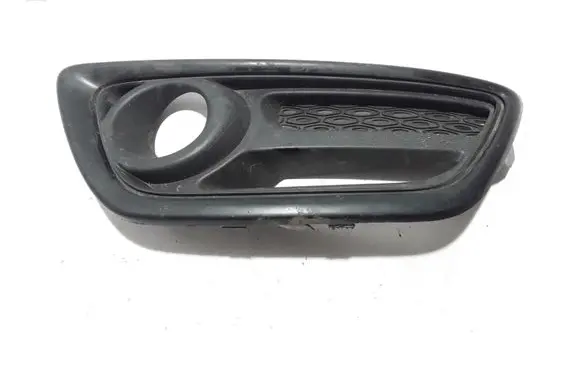 Renault Captur Front bumper lower grill 620740754R
