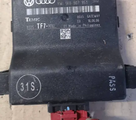 Volkswagen Golf Plus Other control units/modules 1K0907530H 1K0907951 290F