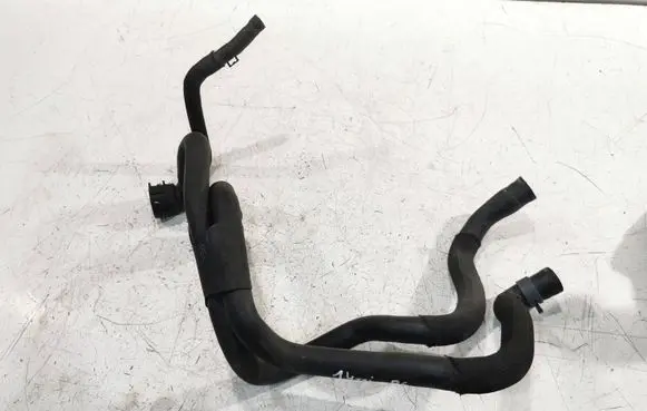 Volkswagen PASSAT B6 Engine coolant pipe/hose 1K0122291E