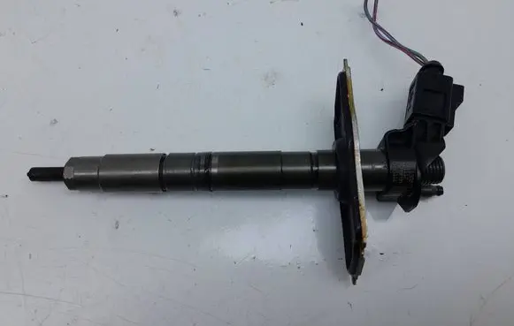 Audi A5 Sportback 8TA Fuel injector 03L130277 0445116030
