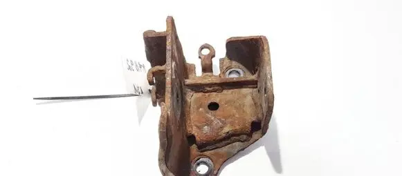 Nissan Note (E11) Bracket in trunk/boot 