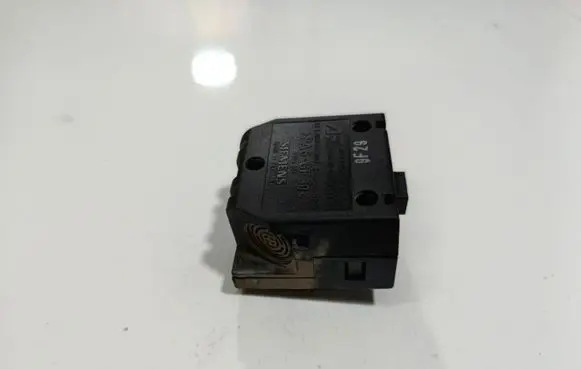 Seat Alhambra (Mk1) Alarm control unit/module 7M0959121