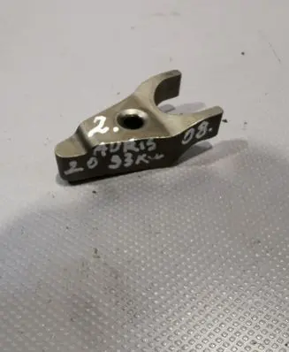 Toyota Auris 150 Fuel Injector clamp holder 