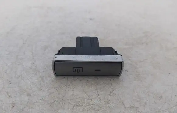 Ford Mondeo MK IV Windscreen/window heater switch