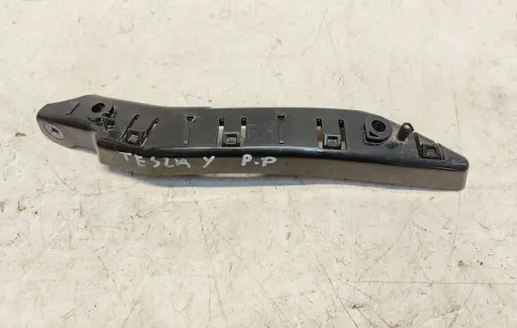 Tesla Model Y Front bumper mounting bracket 