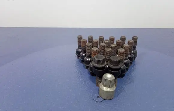 Porsche Panamera (970) Nuts/bolts 