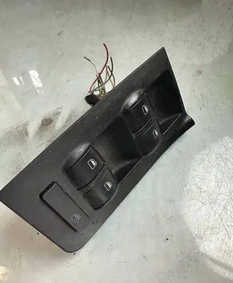 Audi A6 S6 C5 4B Electric window control switch 4B1950521