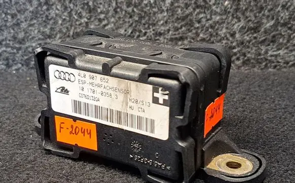 Audi Q7 4L ESP acceleration yaw rate sensor 4L0907652