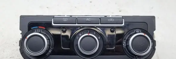 Volkswagen Golf VI Climate control unit 5HB00975126