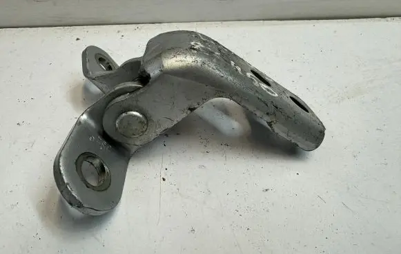 Lexus RX 450H Front door upper hinge A046694