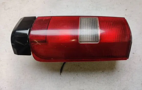 Volvo S70 V70 V70 XC Rear/tail lights 3512427 3512425 22318