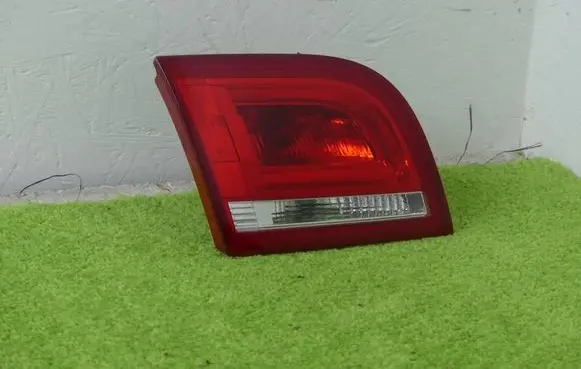 Audi A3 S3 8P Tailgate rear/tail lights 8P4945093D