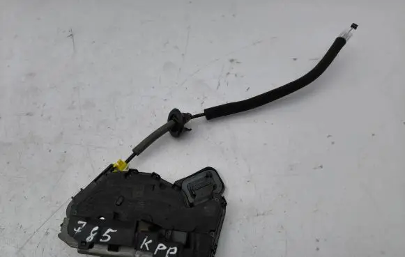 Audi A3 8Y Front door lock C5D5TC837015D