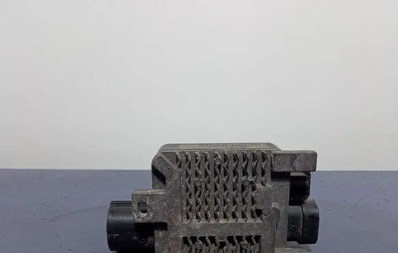 Ford S-MAX Heater blower motor/fan resistor 940002904