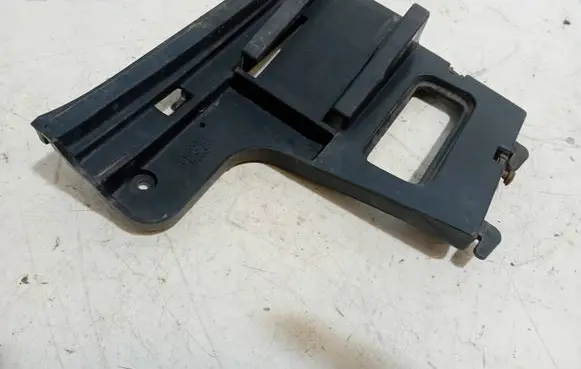BMW 7 E38 Front bumper mounting bracket 51118125308