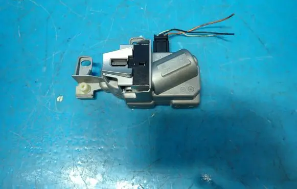 Volvo C30 Steering wheel lock P31340733 T2C06F084