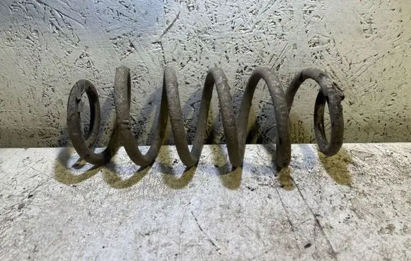 Toyota Verso Rear coil spring