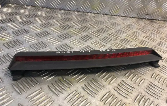 Audi TT Mk1 Third/center stoplight 8N8945097A