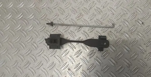 Toyota Verso-S Battery bracket 