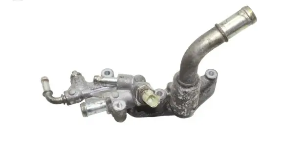 Honda CR-V Engine coolant pipe/hose