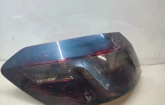 Rear/tail lights