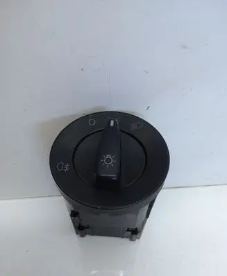 Volkswagen PASSAT B5.5 Light switch